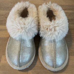 Cat & Jack Gold Fur Slippers